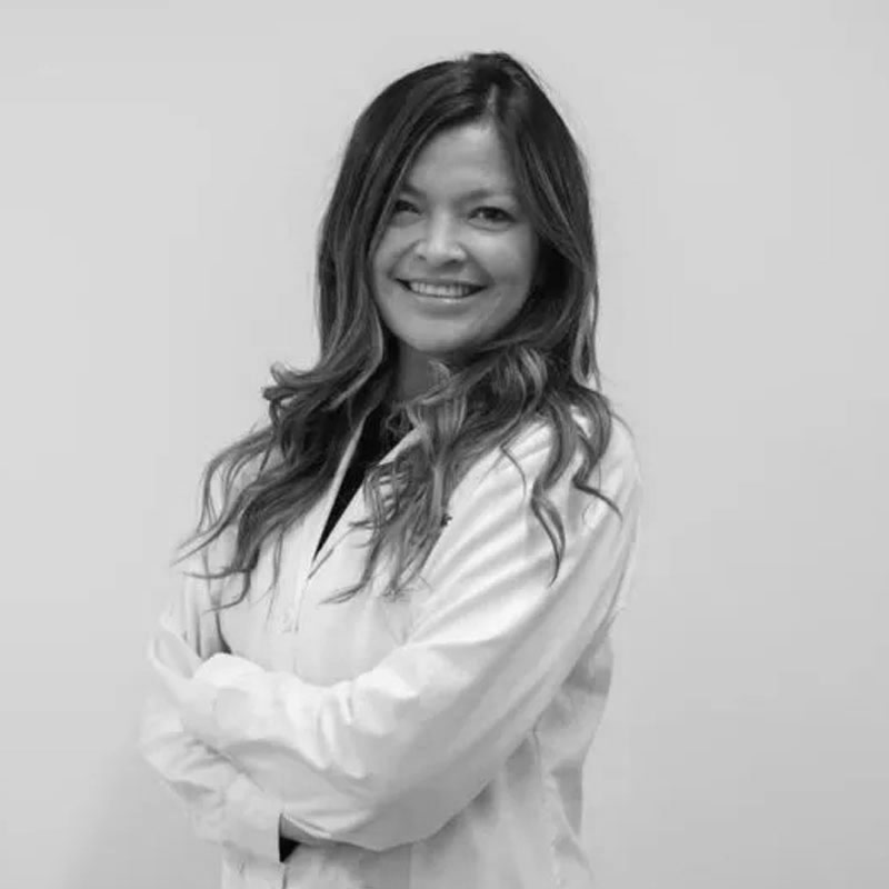 Dra. Claudia Vera ChingMedicina EstéticaMás de 21 años devolviendo frescura y confianza.